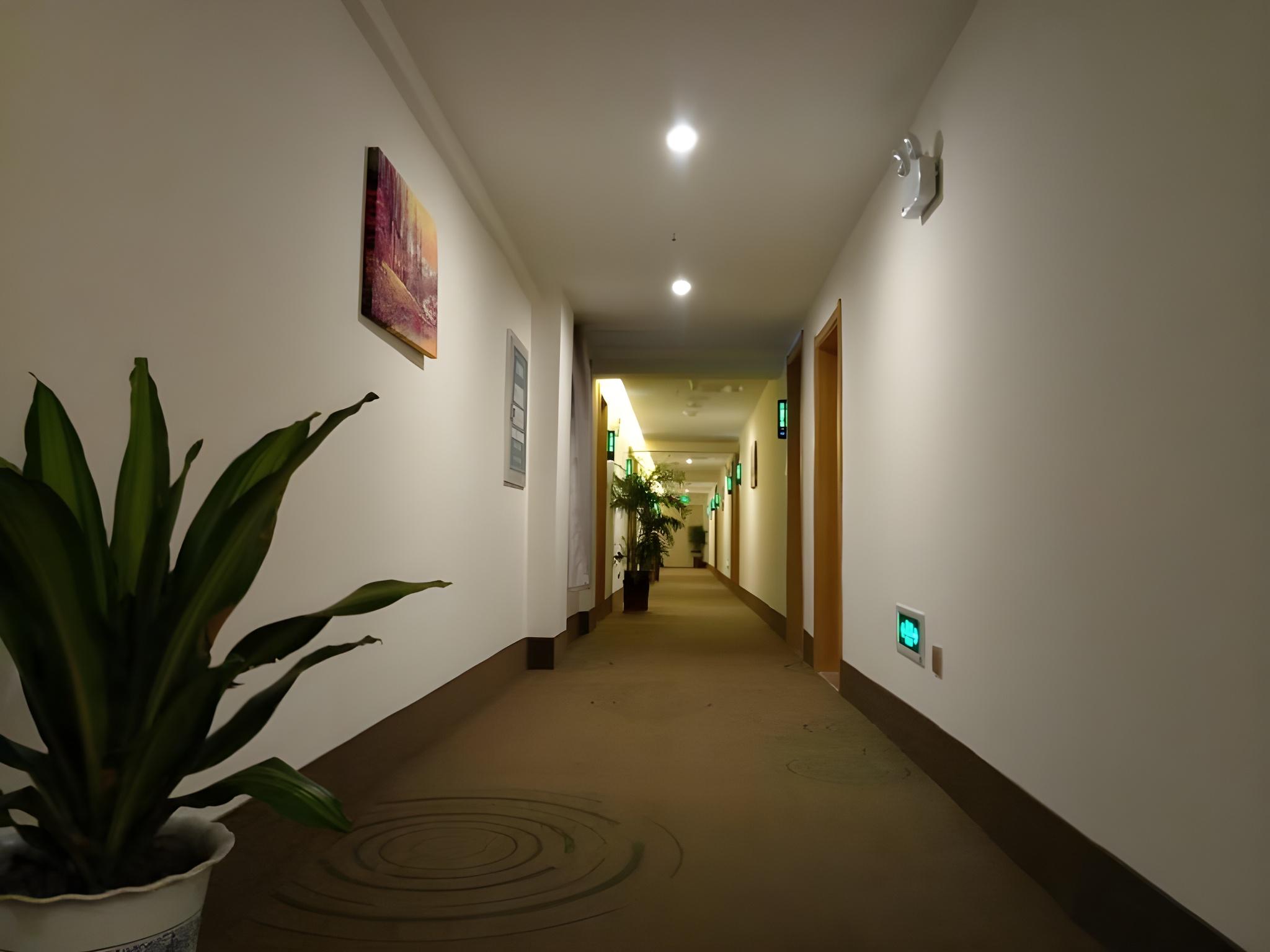 GreenTree Inn Xuancheng Jingxian Wannan First Street Express Hotel 33/52
