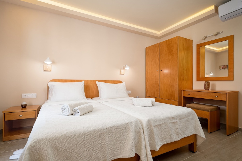 Minos Boutique Hotel 11/50