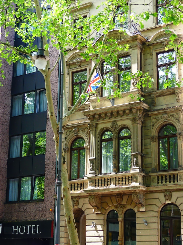 Top the Ascot Hotel Cologne 3/38