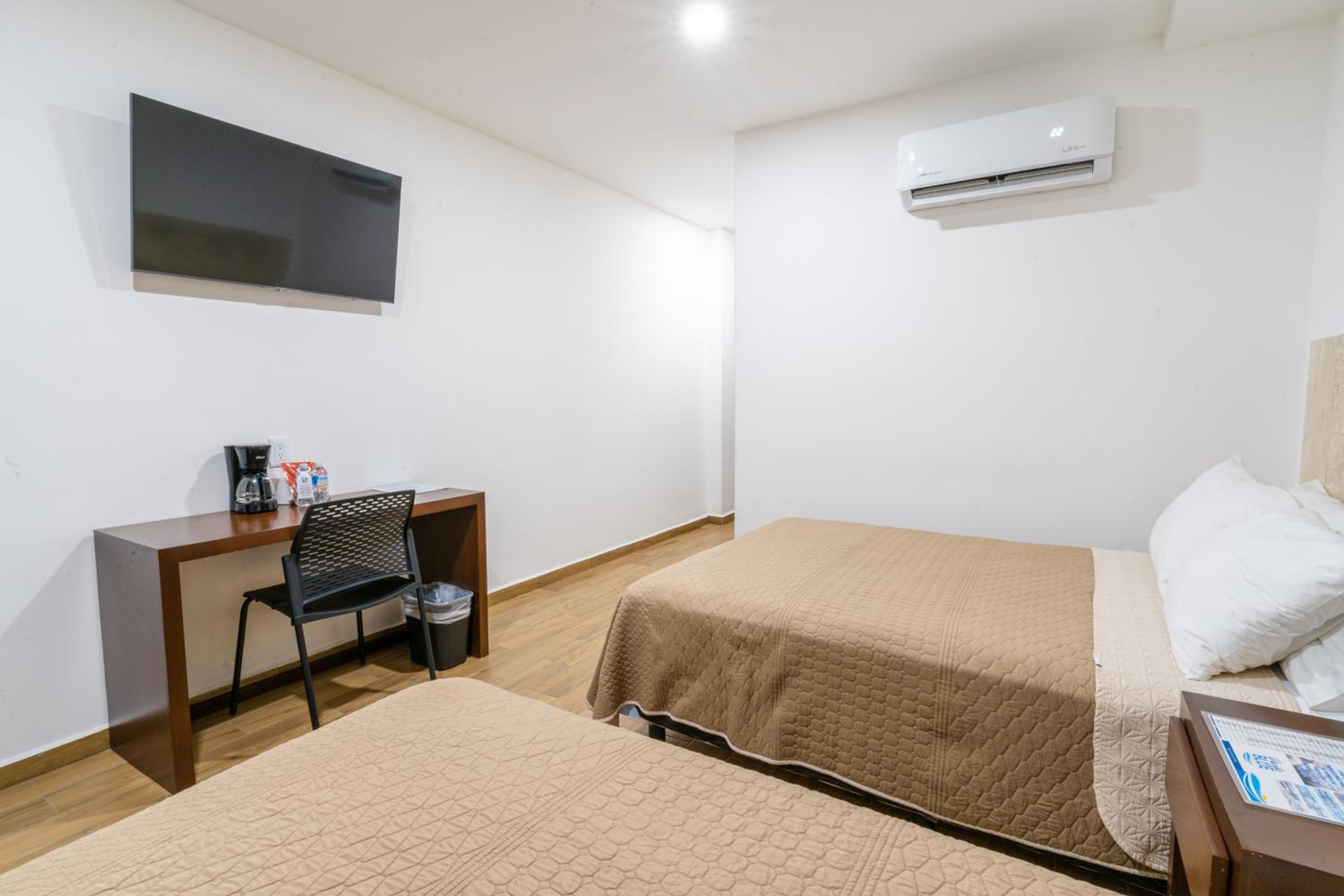 Hotel Pacific Blue Mazatlan 45/59