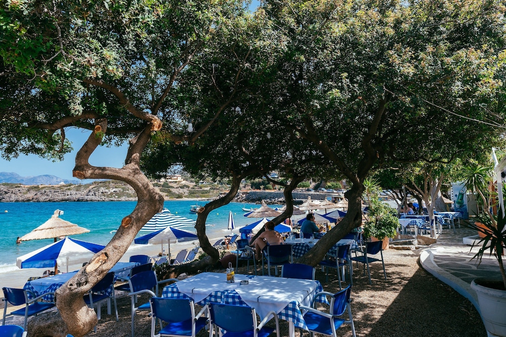 Ammoudara Beach Hotel Apartments 63/67