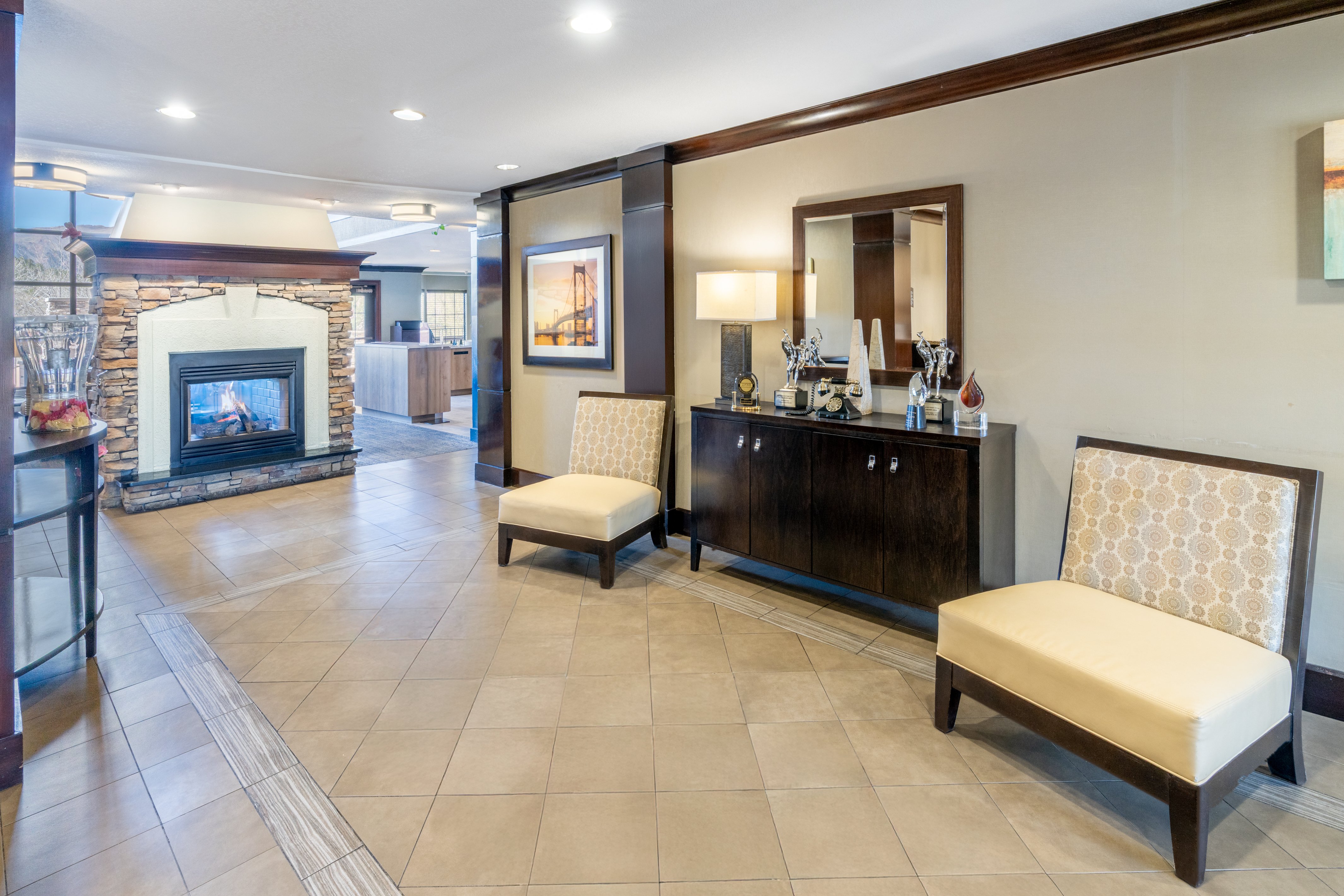 Staybridge Suites Co Springs Air Force Academy 8/60