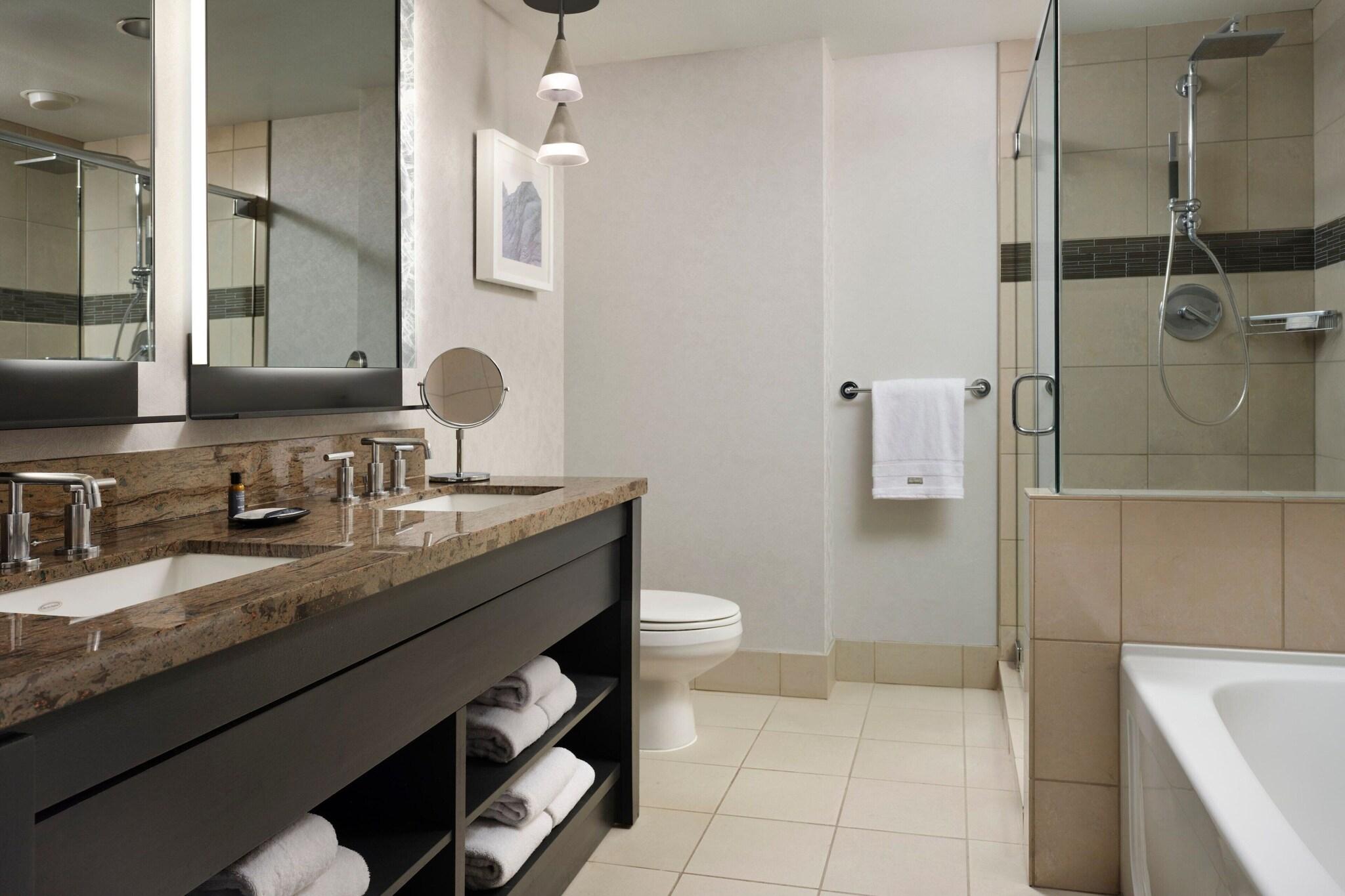 جناح بغرفتي نوم، The Westin Monache Resort, Mammoth 4/4