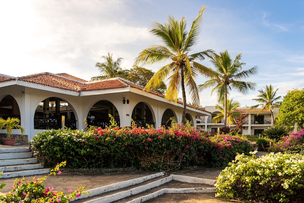 DIANI SEA RESORT in DIANI BEACH