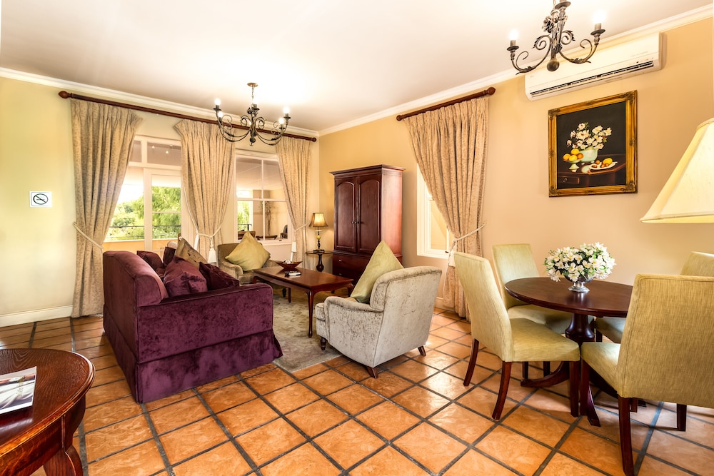 L Ermitage Franschhoek Chateau Villas 36/52