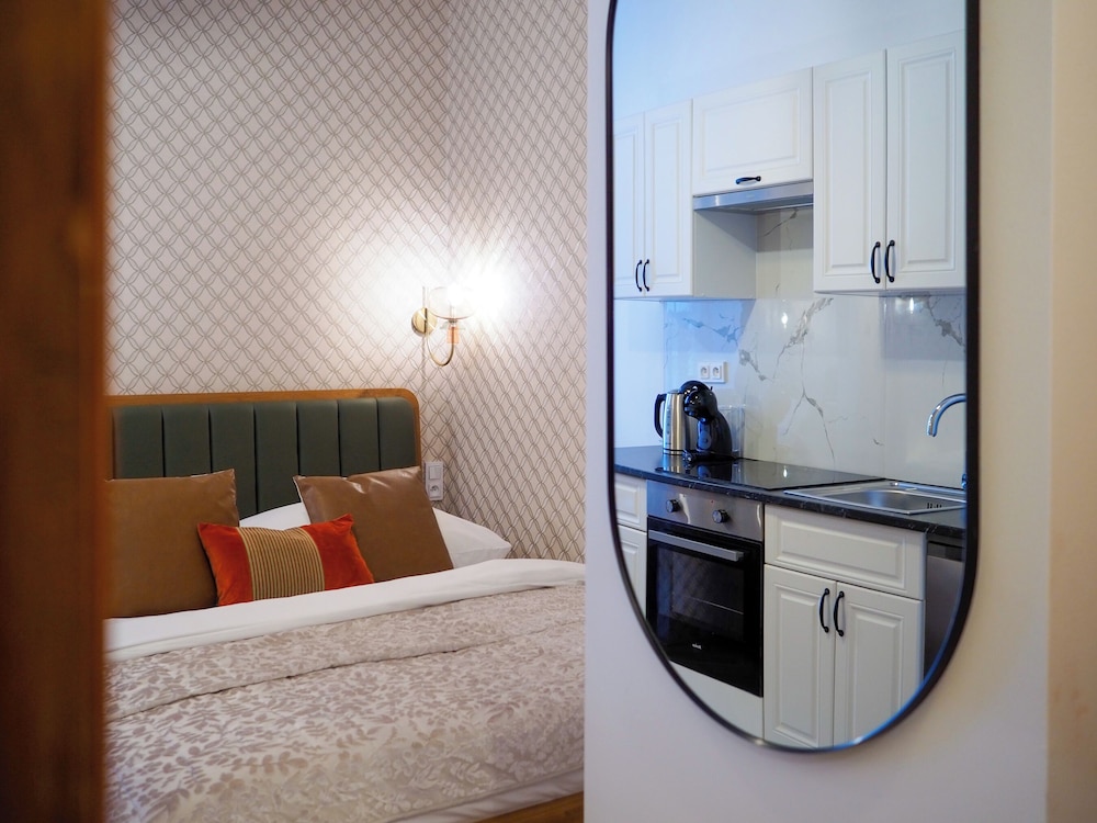 Boutique Hotel 16 21/50