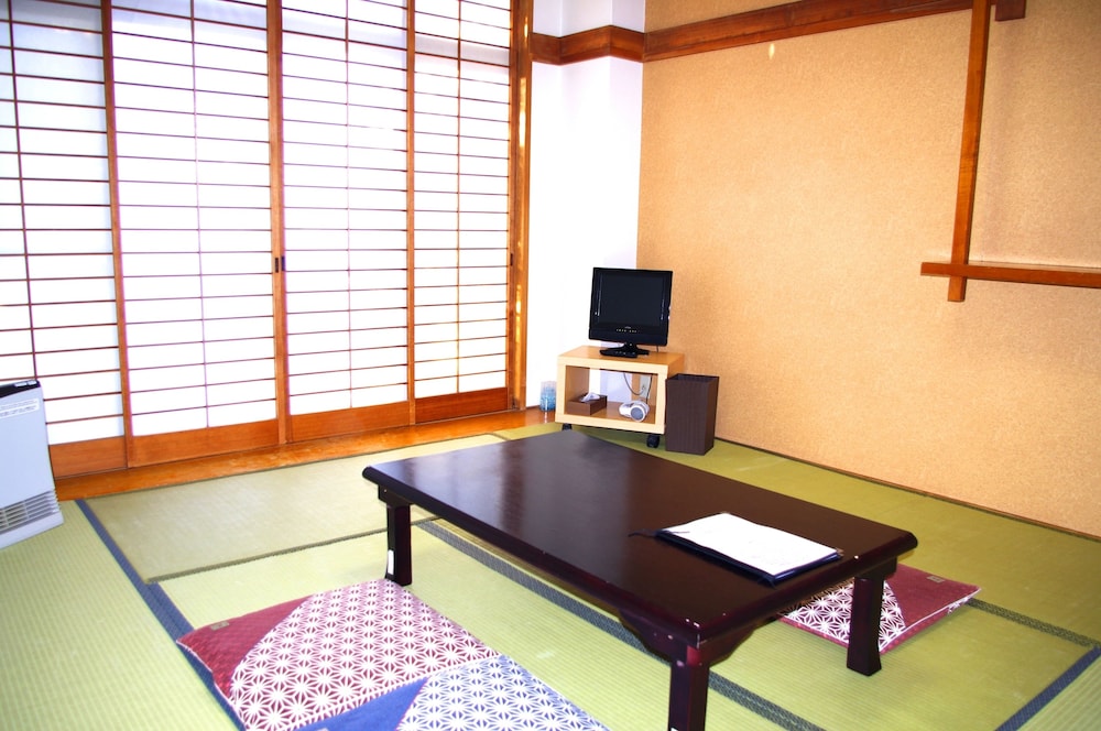 K S House Mt Fuji 60/68