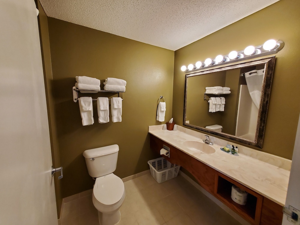 GrandStay Hotel and Conference 11/49