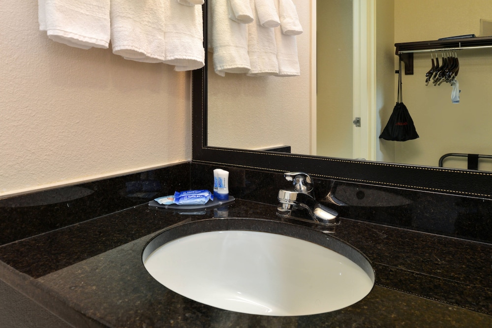 Fairfield Inn By Marriott Jacksonville Orange Park 32/39