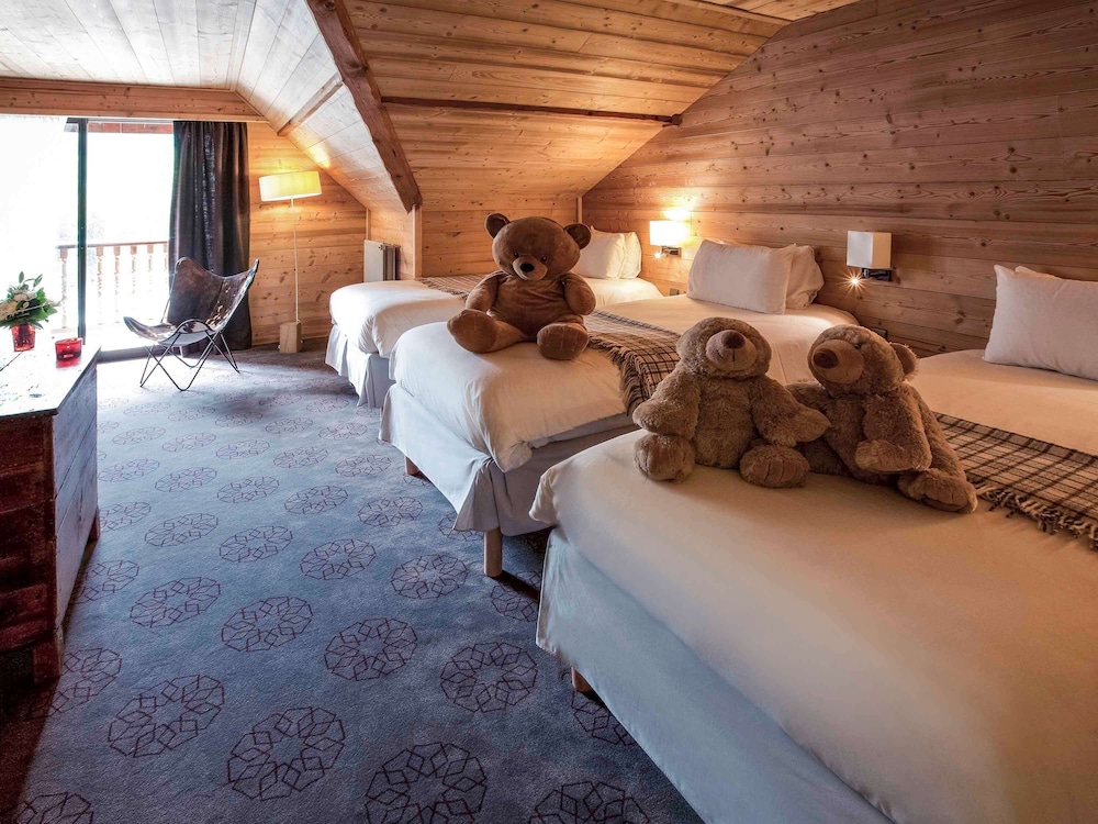 Mercure Saint-Lary 27/68