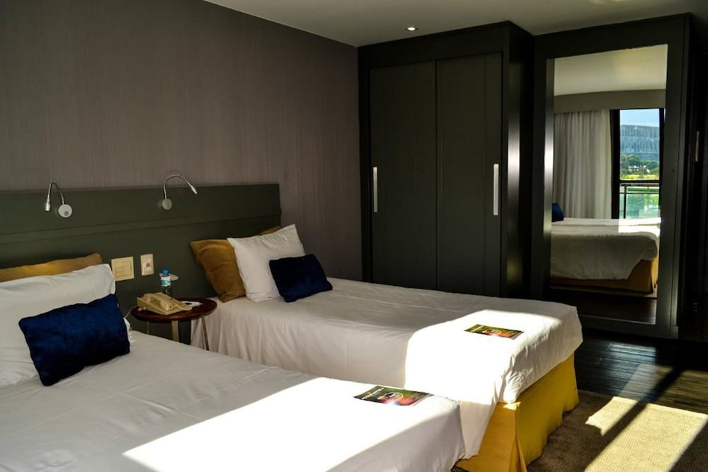 SUPERIOR, TWIN BEDS