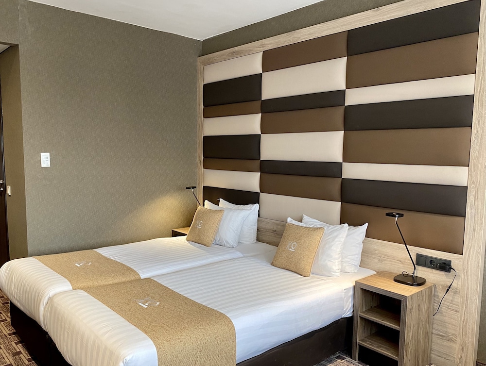 غرفة قياسية بسريرين منفصلين، Xo Hotels Blue Tower 2/4