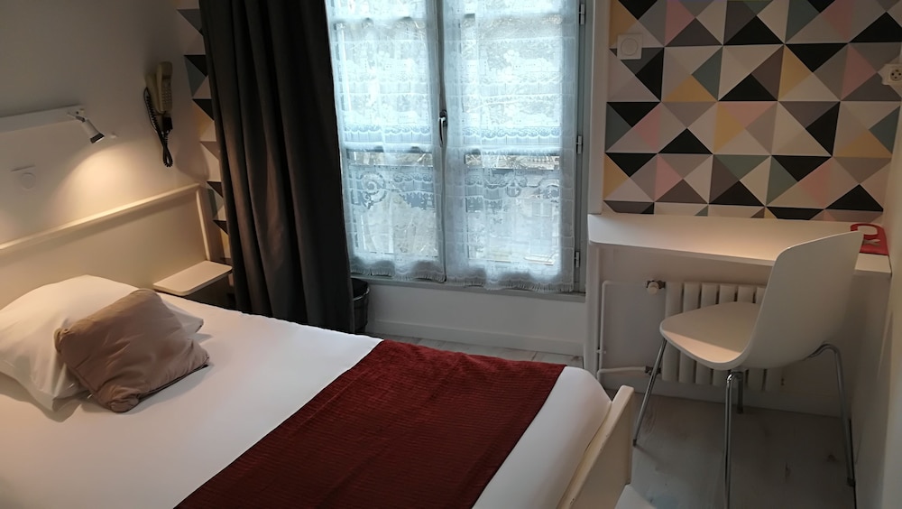 Hotel de Paris 13/33