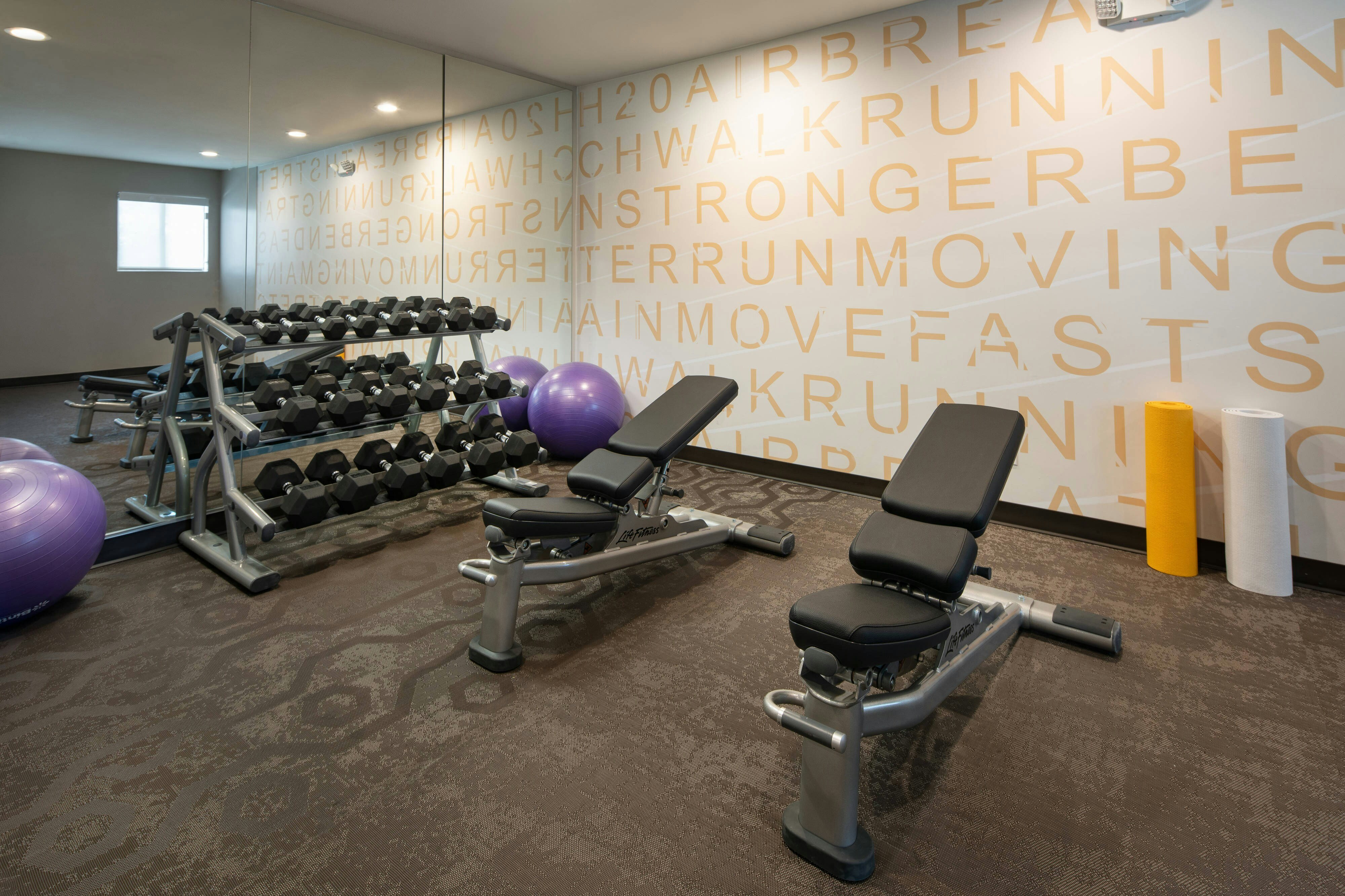 Residence Inn Anaheim Placentia Fullerton 25/50