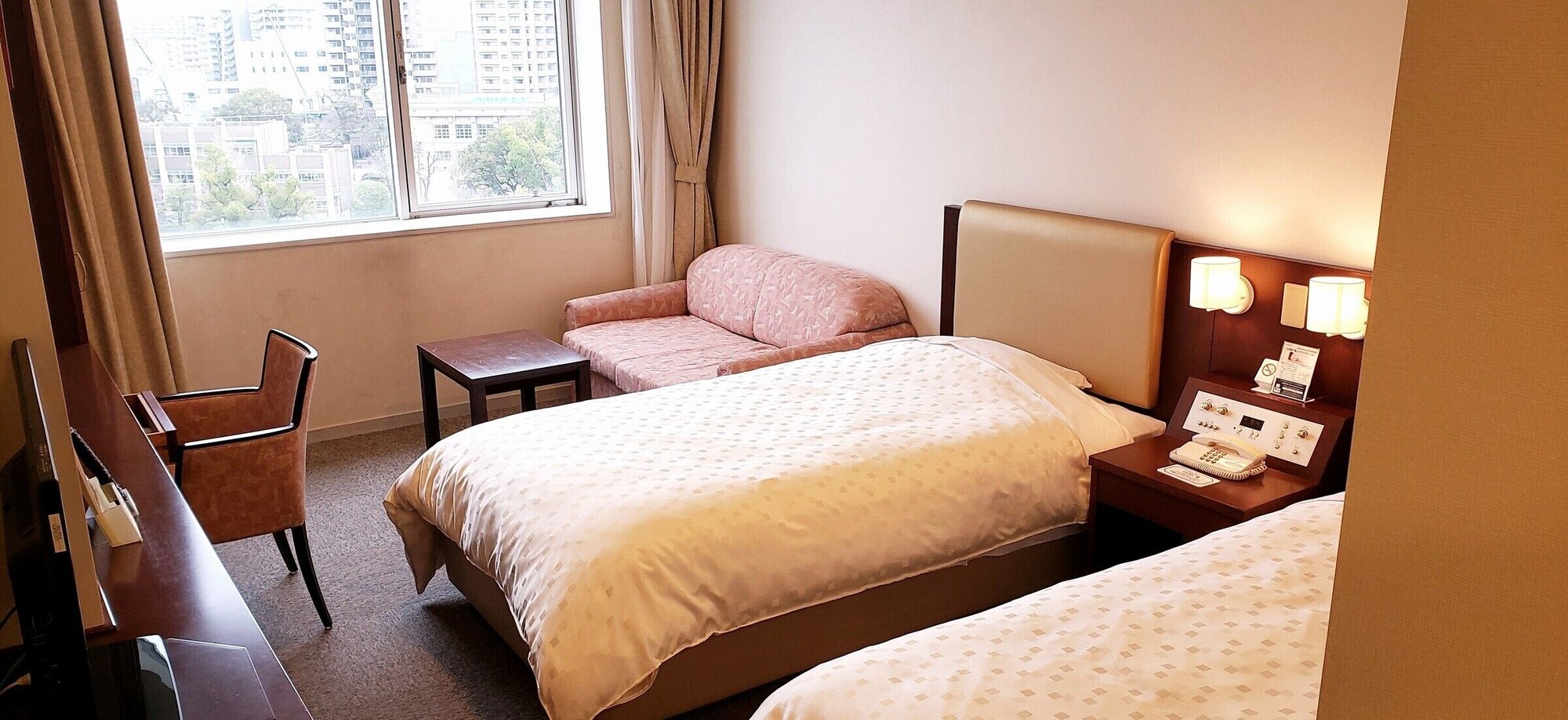 ROOM, TWIN BEDS, RIVER VIEW