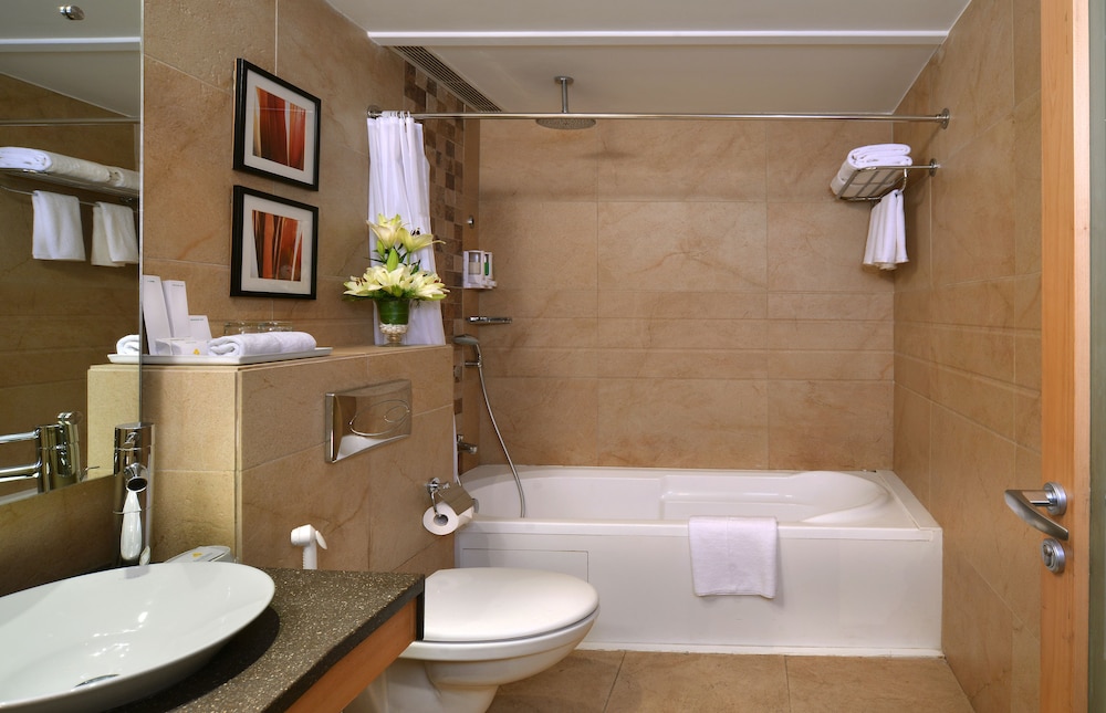 Savoy Suites Manesar 12/59
