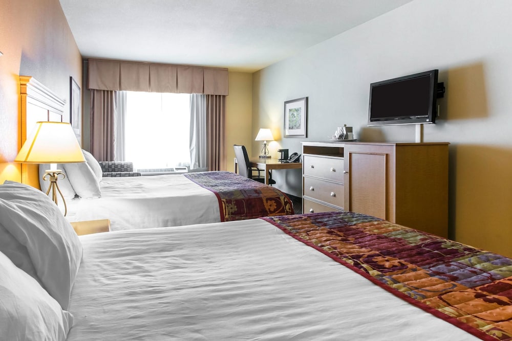 Comfort Inn & Suites Glenwood Springs On The River 13/27