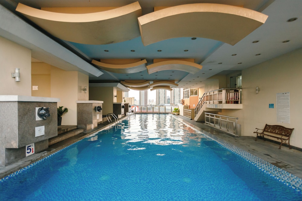 Regency Grand Suites 34/66