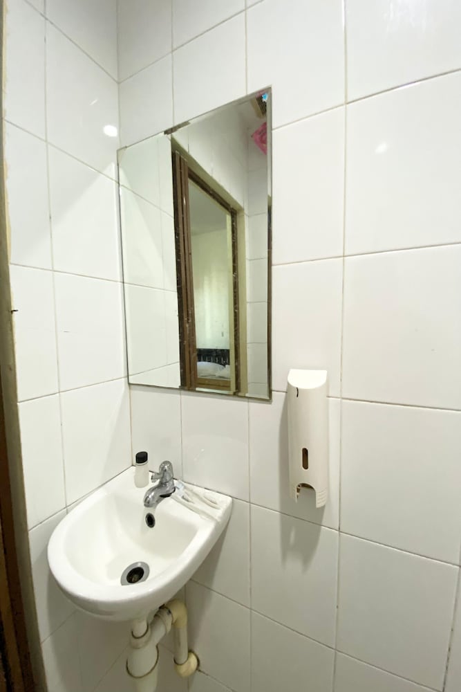 Hotel O Jodoh Near Grand Batam Mall Formerly Agung Hotel 17/19