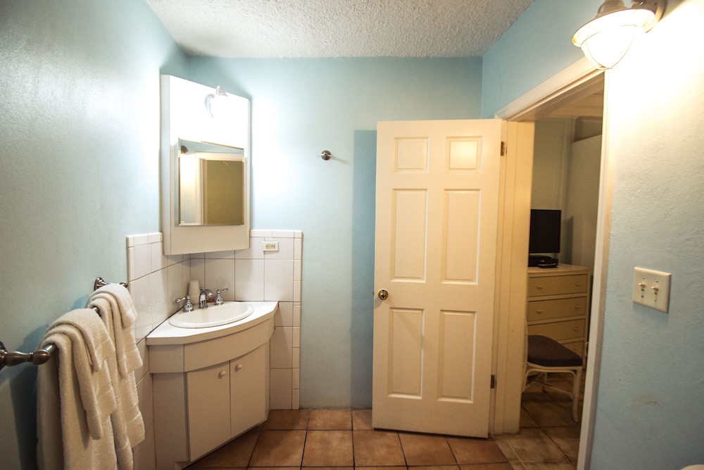 Galleon House Bed Breakfast Inn 23/44