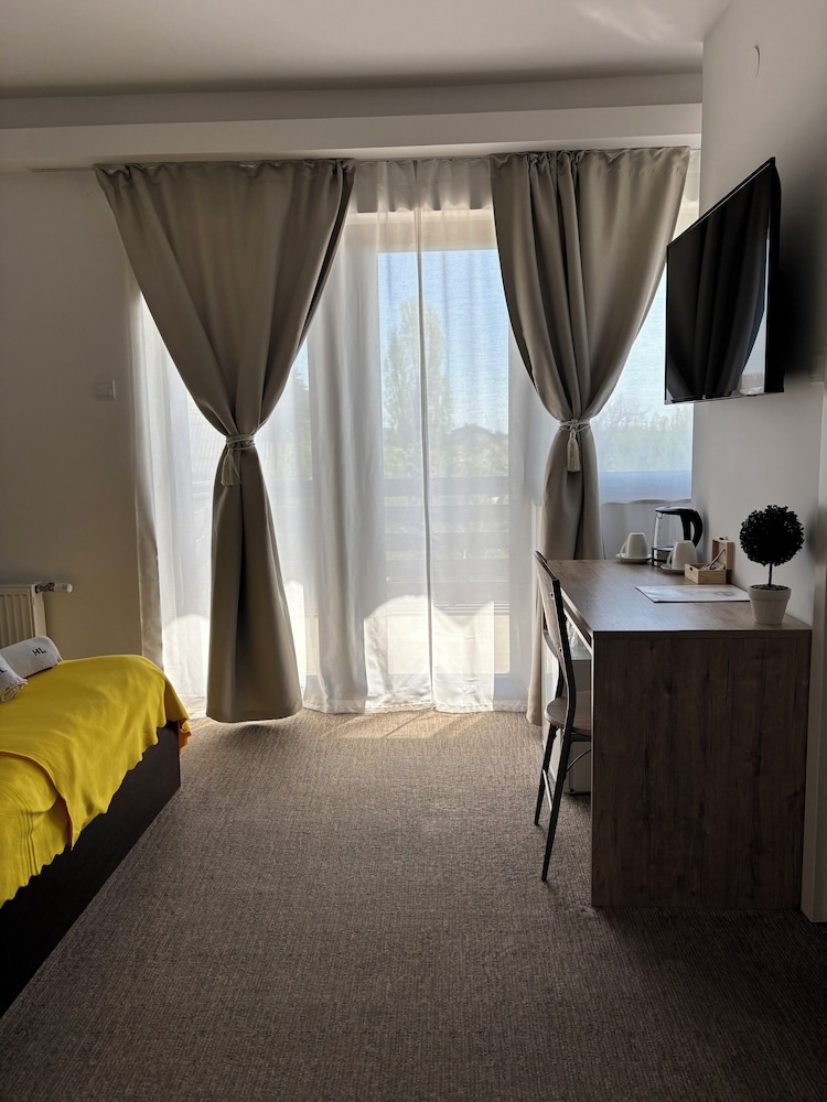 London Rooms Zagreb Airport 15/48