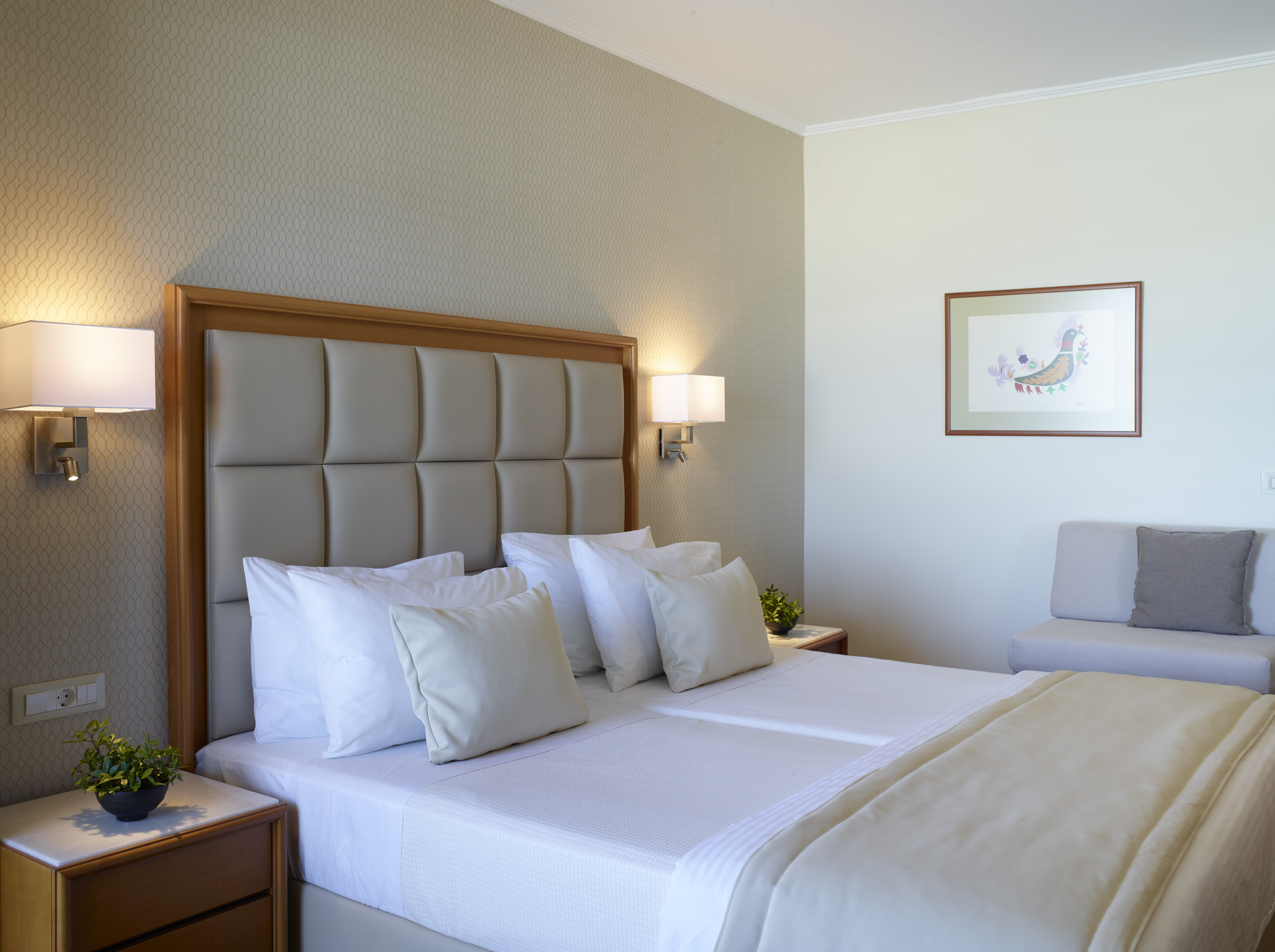 Room, No Balcony