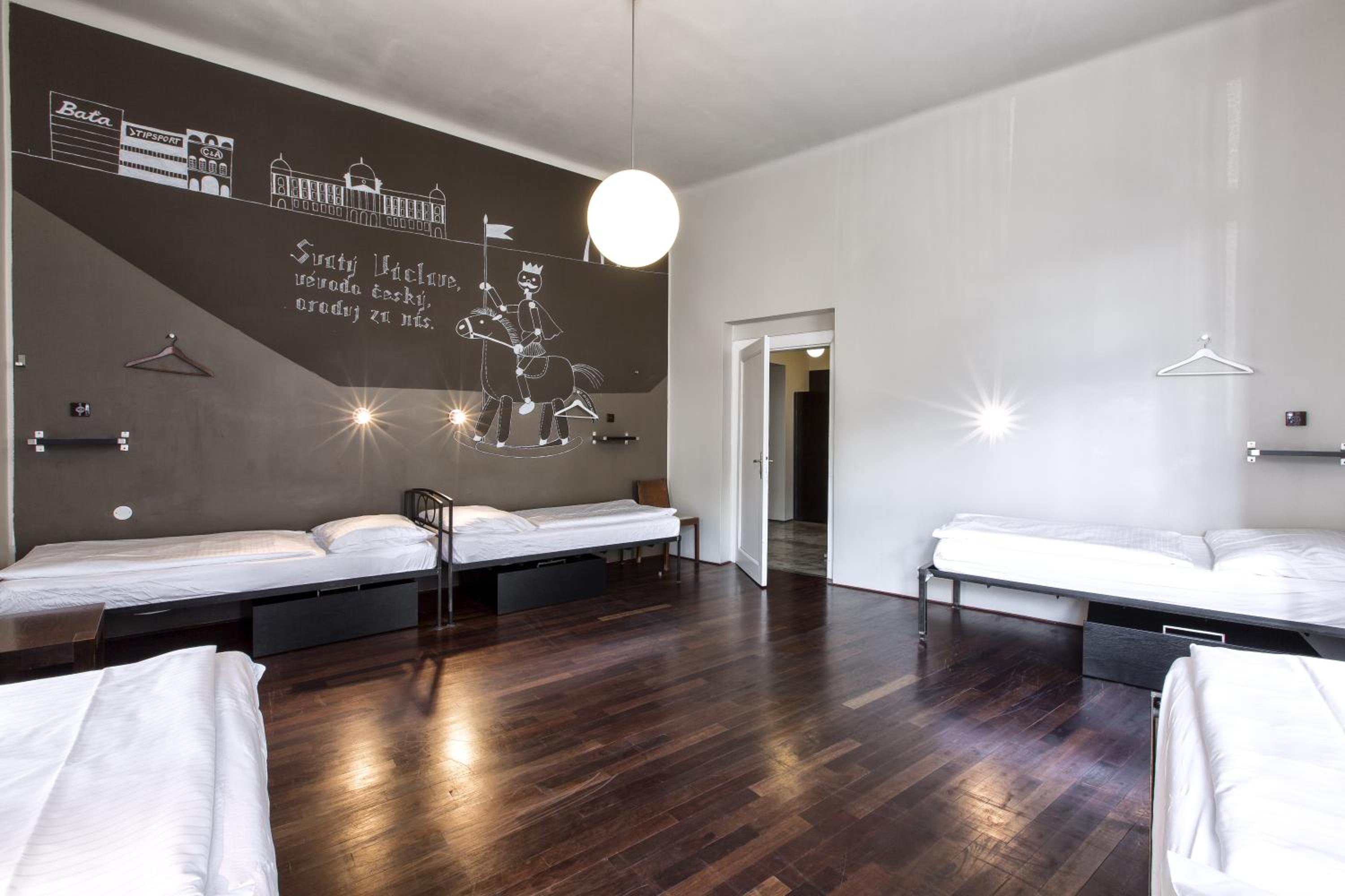 Female Dorm, Female Only