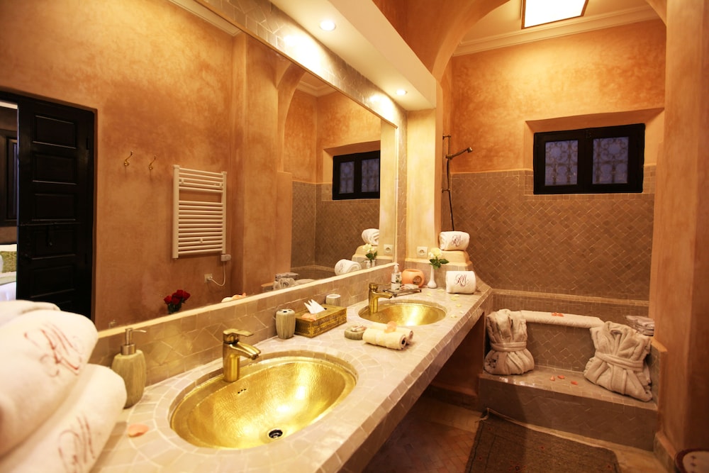 Le Riad Monceau 79/79