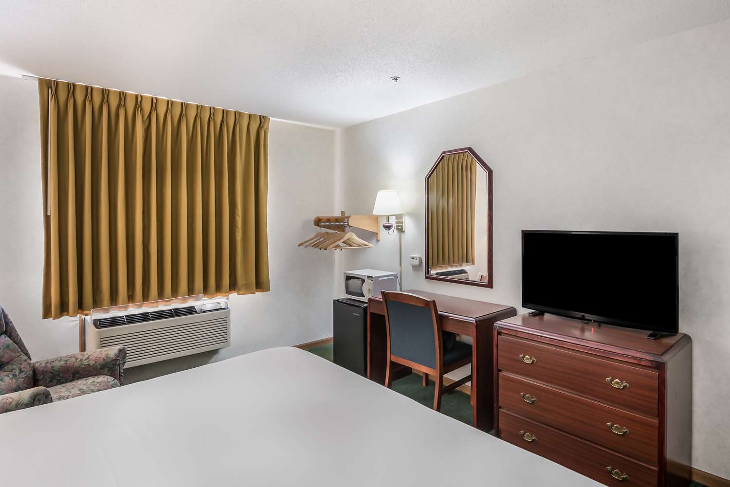 Americas Best Value Inn Wenona 13/32