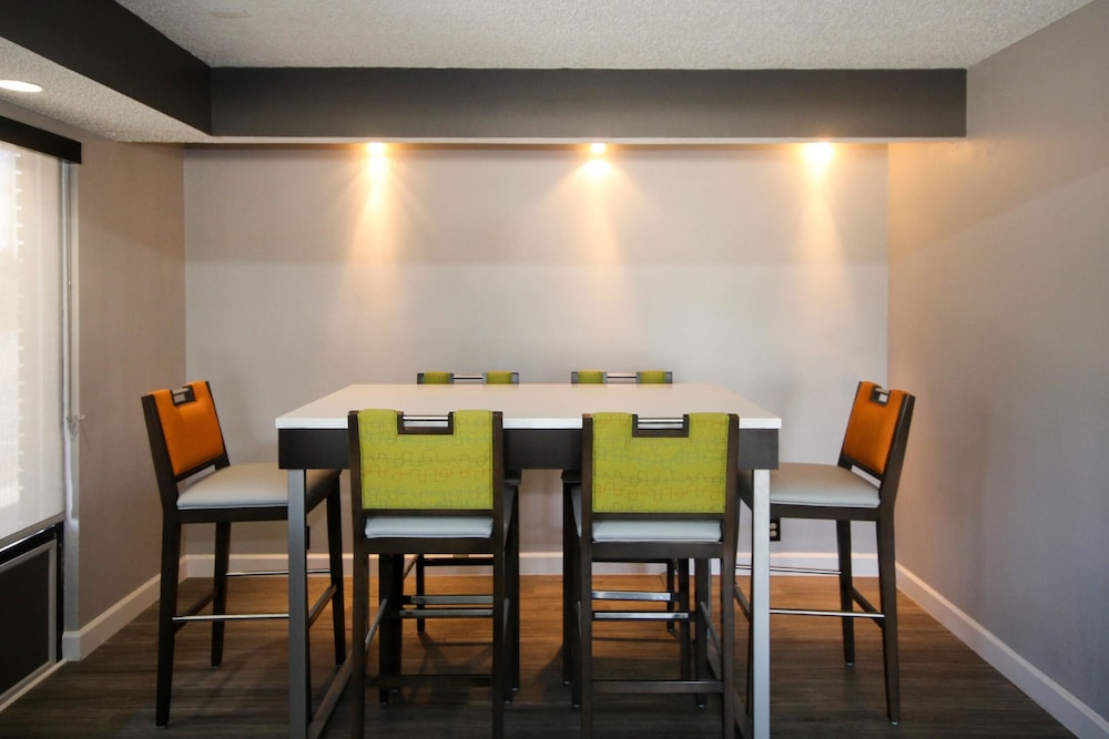 Quality Inn Clinton - Laurens I-26 28/30