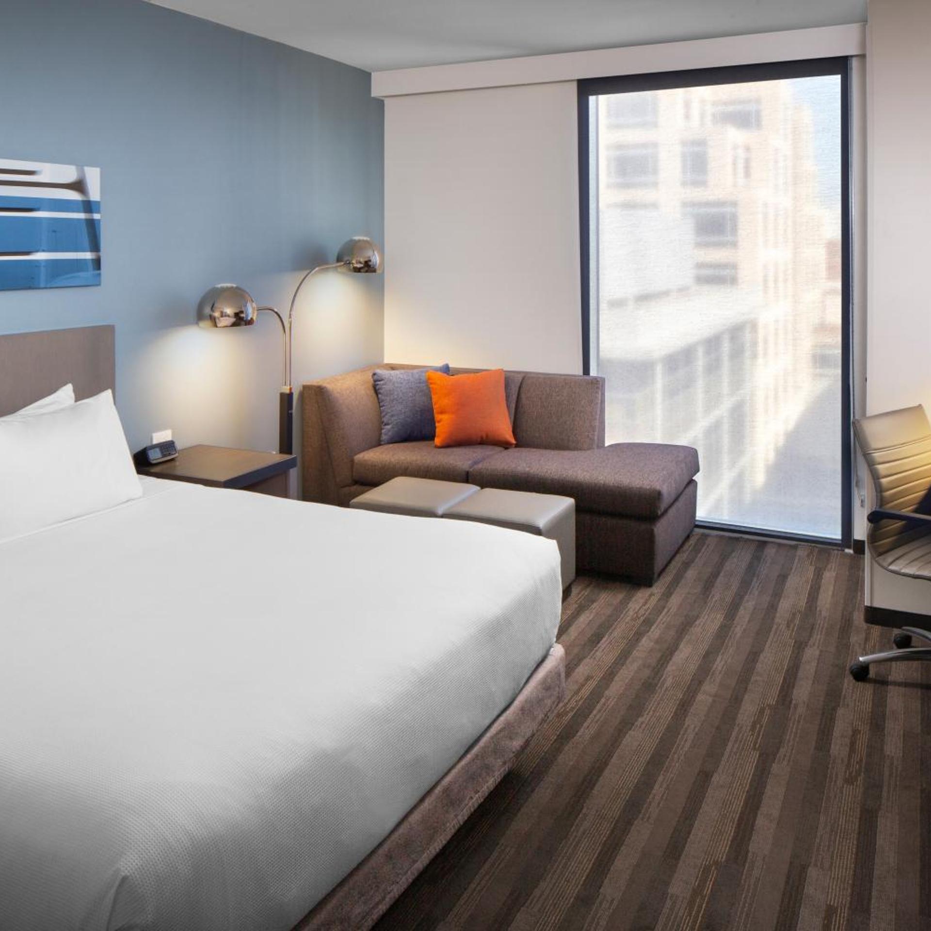 1 Bedroom, Specialty, Suite, King Bed, Kitchen