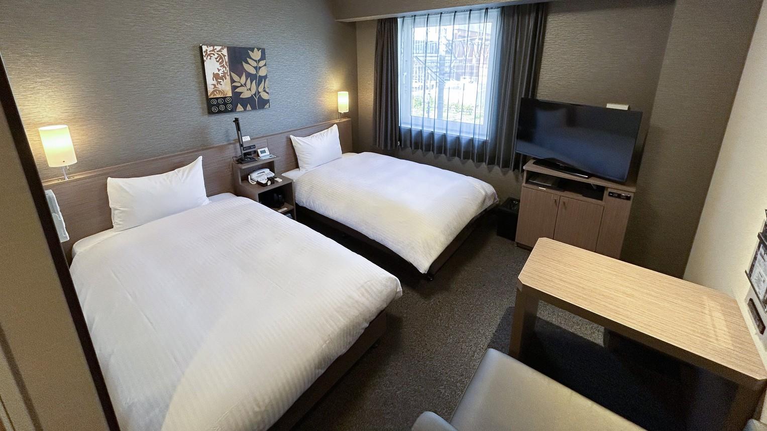 Standard, Twin Beds, Electronic Cigarette Only, Smoking
