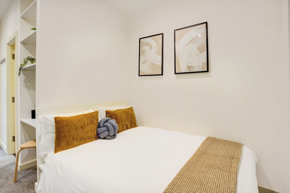 Kingston Luxe Suites Riverside Apartment Belvilla 18/52