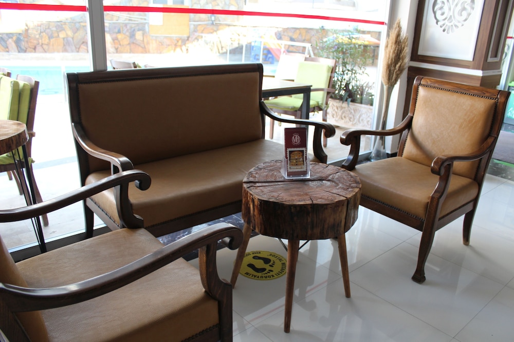 Mitos Apartment Hotel 23/42