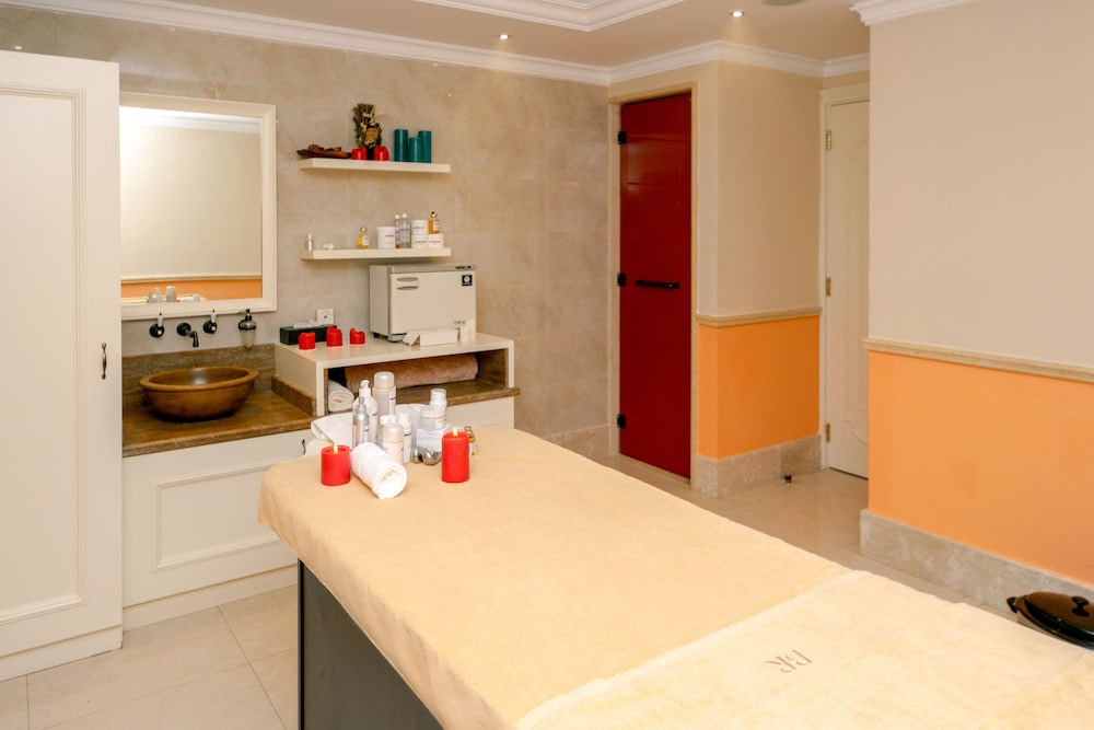 Warwick Doha Hotel 29/59