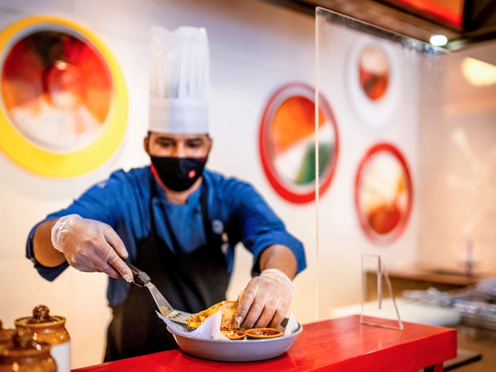 IBIS HYDERABAD HITEC CITY 30/70