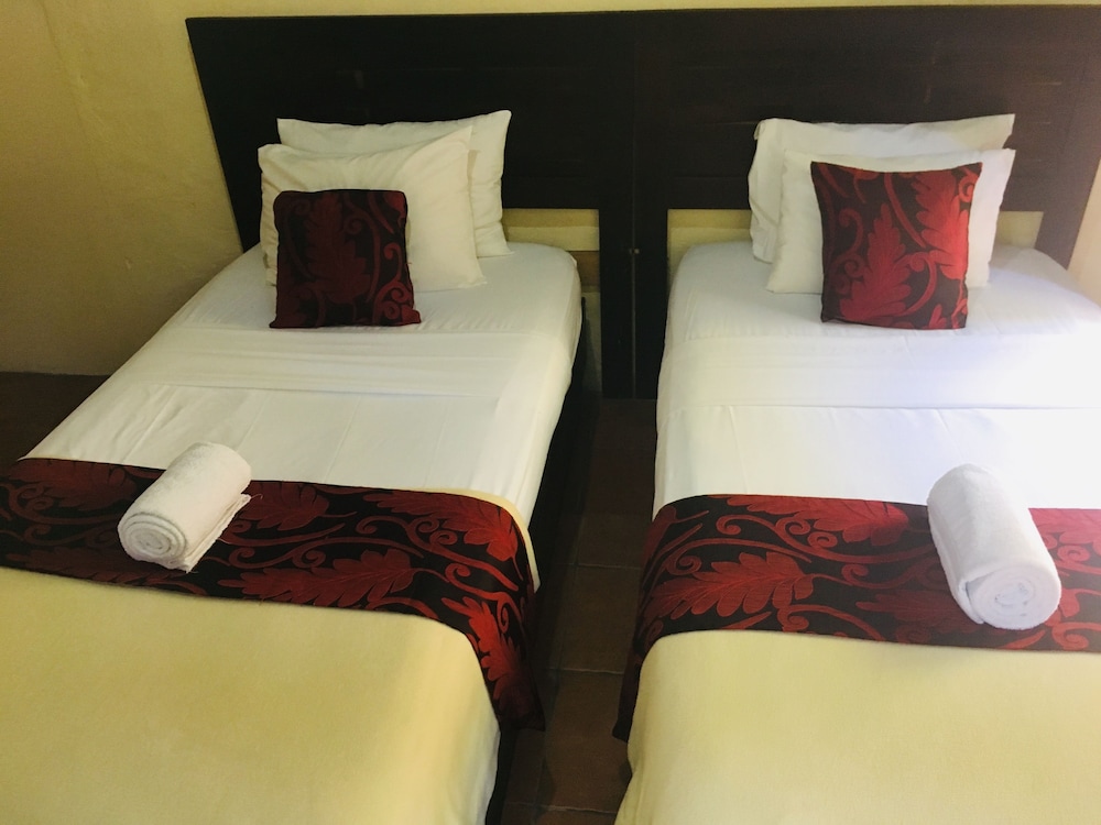 Tabulia Tree Hotel and Villas 37/77