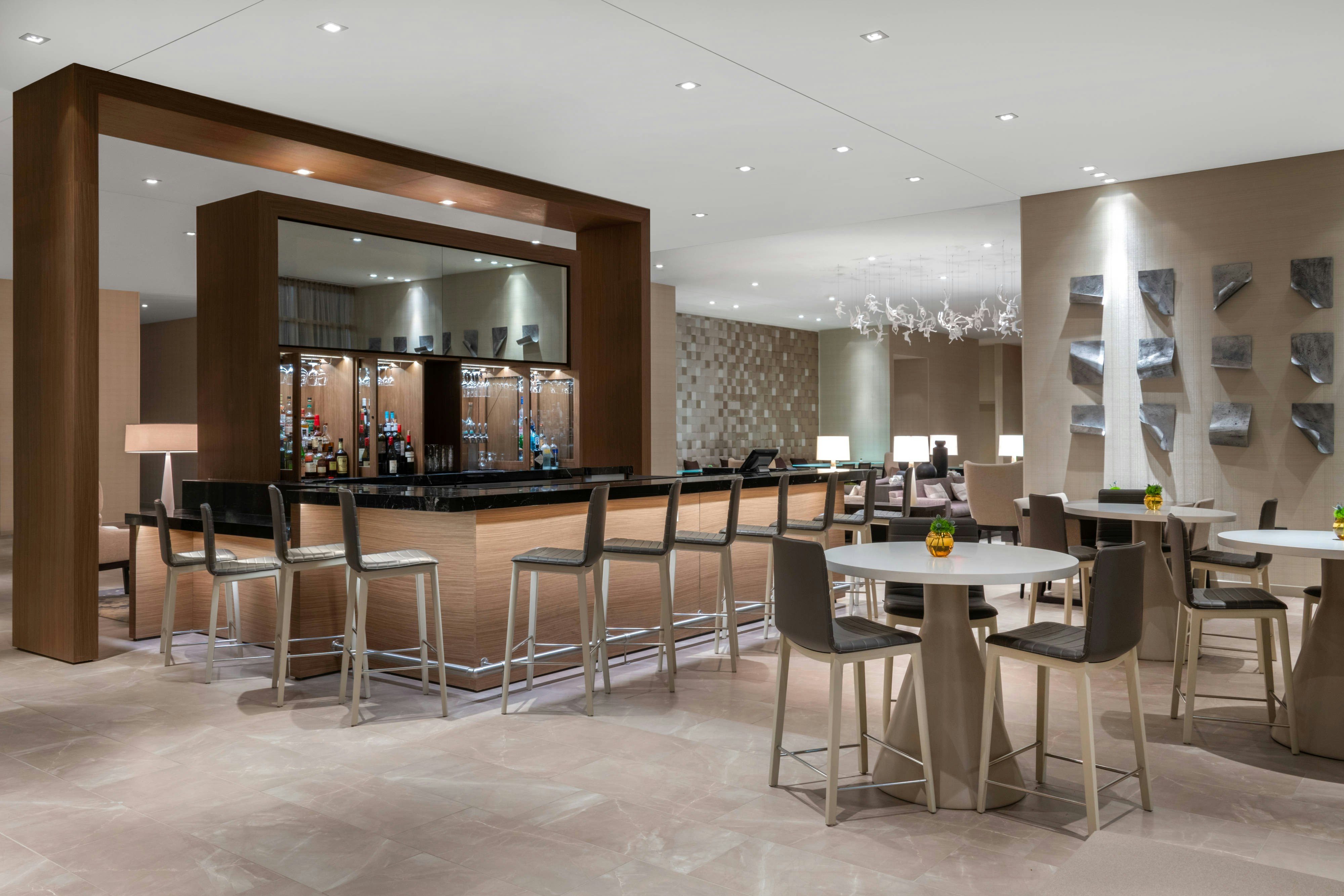 AC Hotel by Marriott Atlanta Midtown 16/40