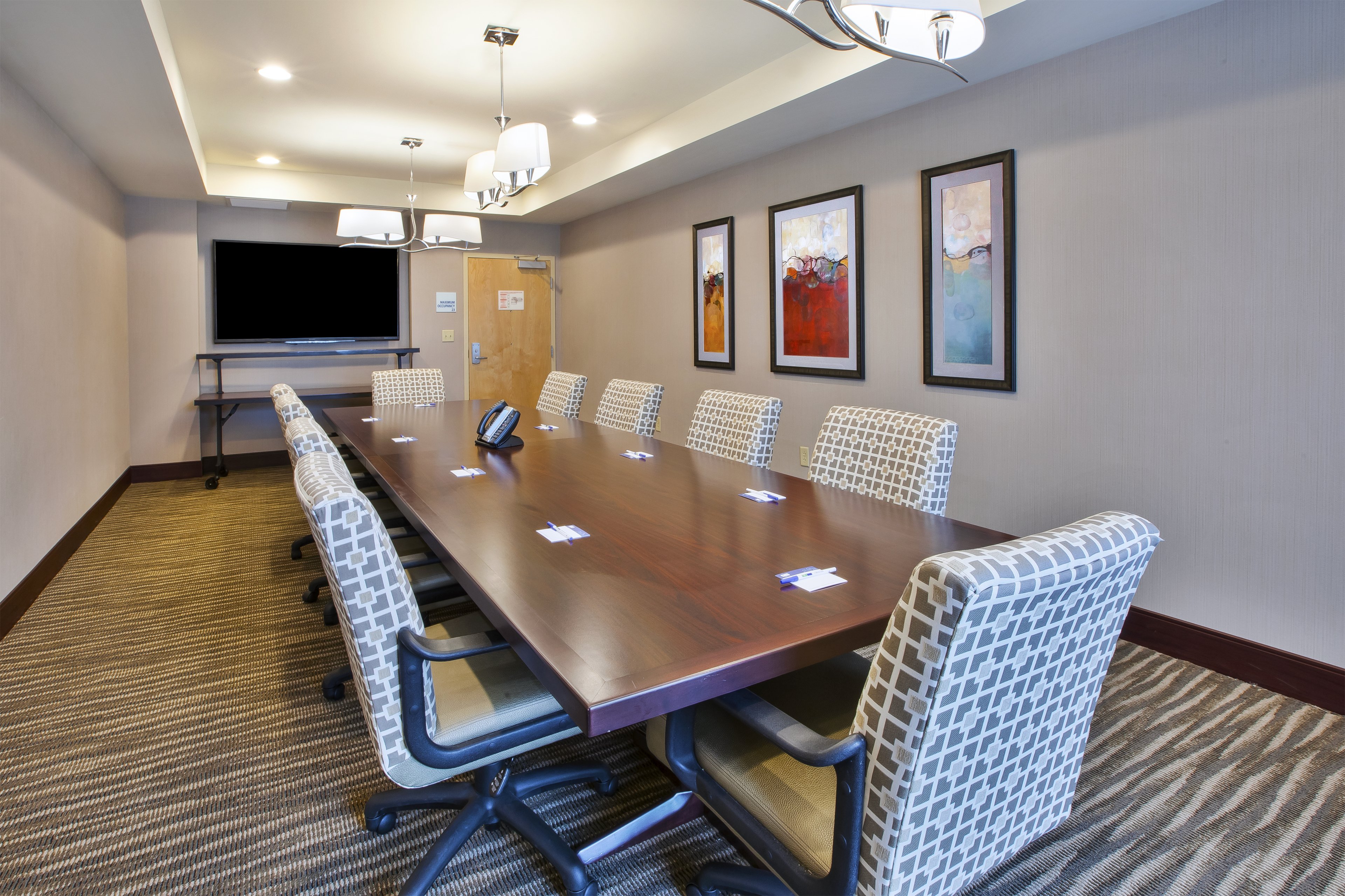 Holiday Inn Express Suites Geneva Finger Lakes 50/56