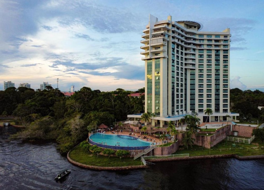 Tropical Executive Hotel 15/62