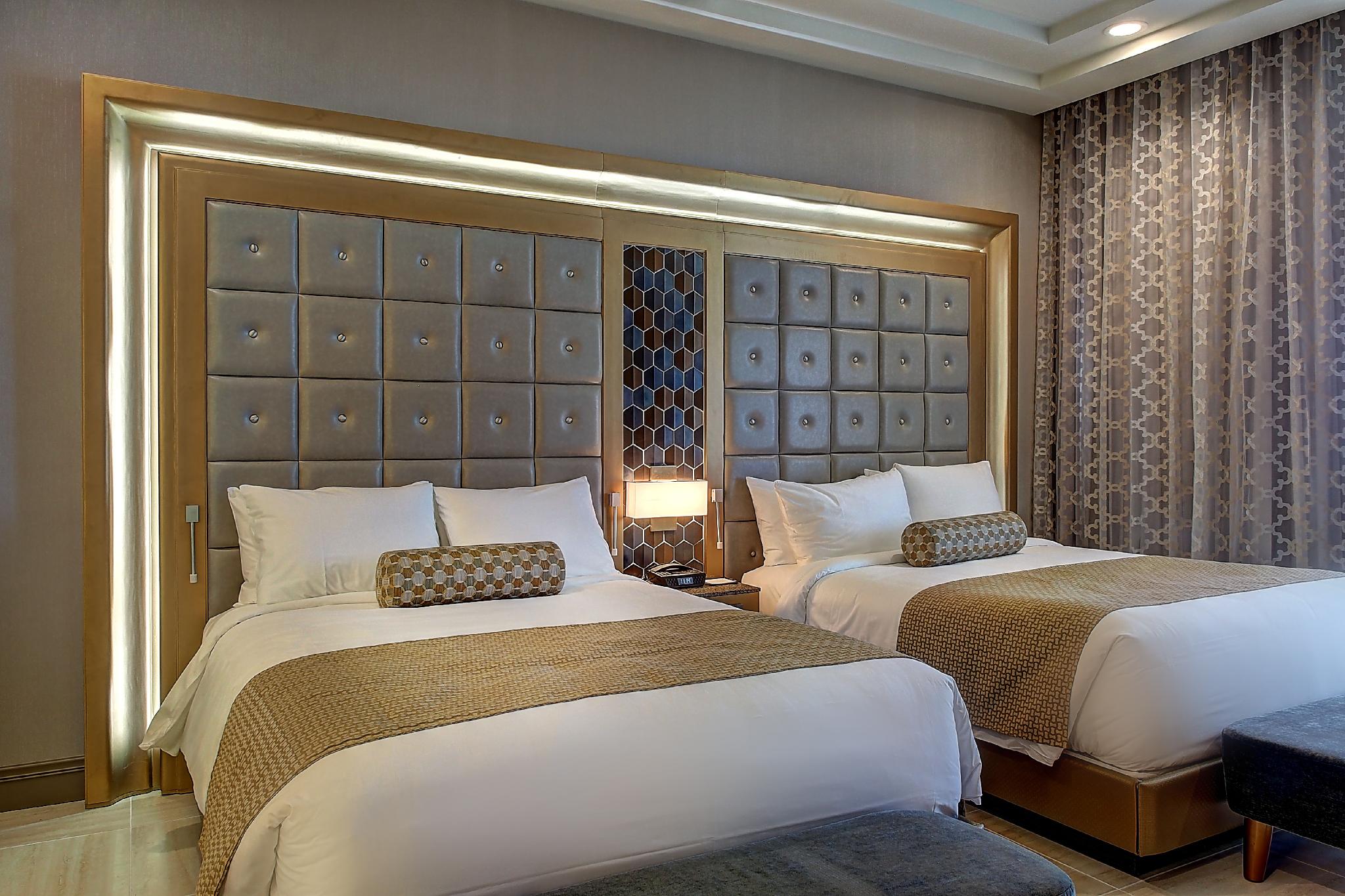 Governor, Suite