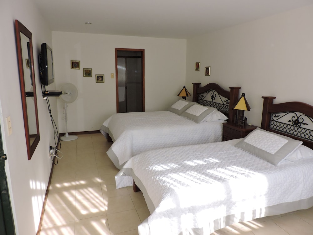 Finca Hotel Valparaiso 5/29
