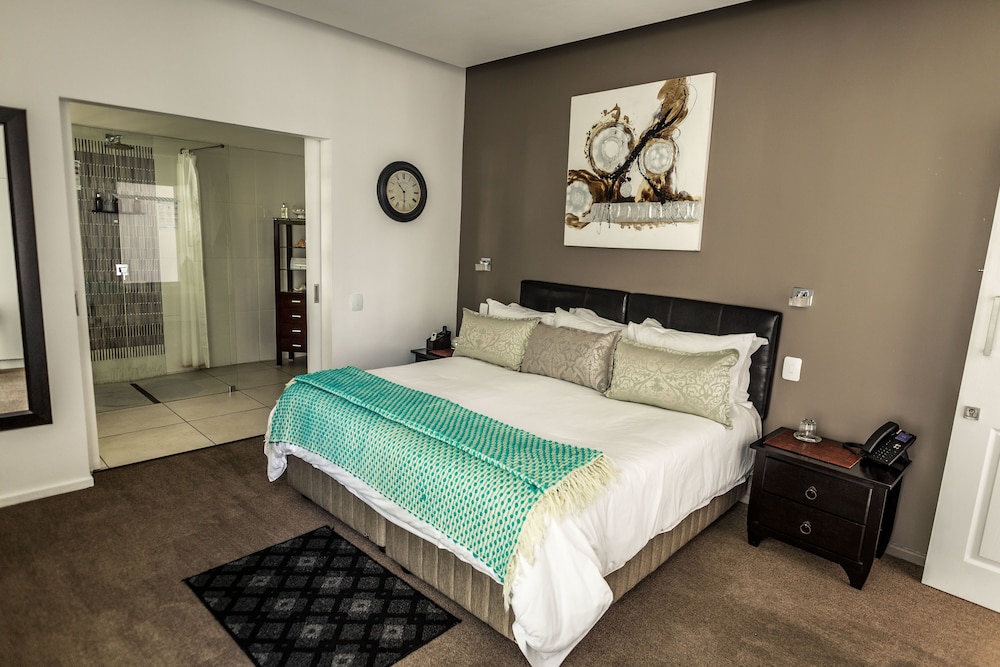Point B Guest House 36/75