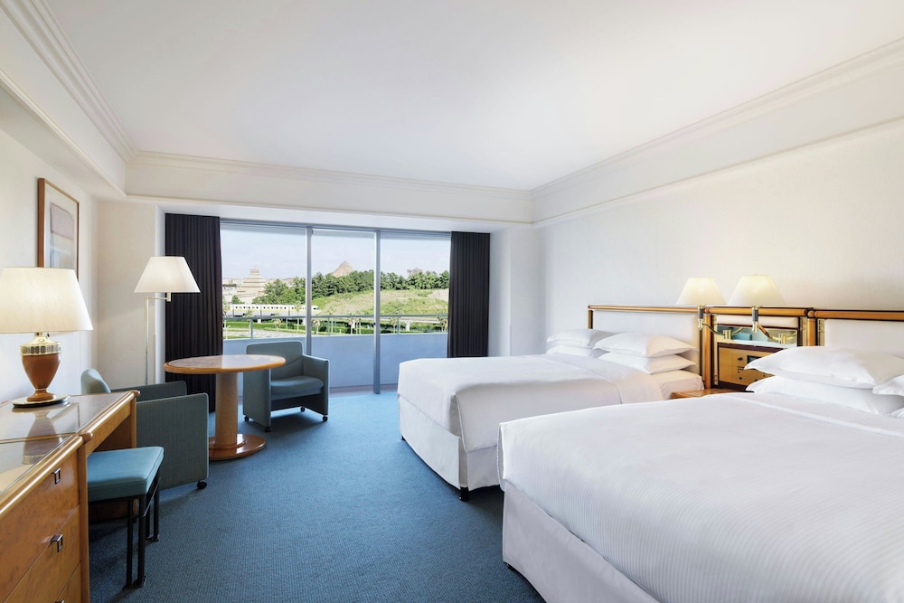 Standard, 2 Double Beds, Balcony