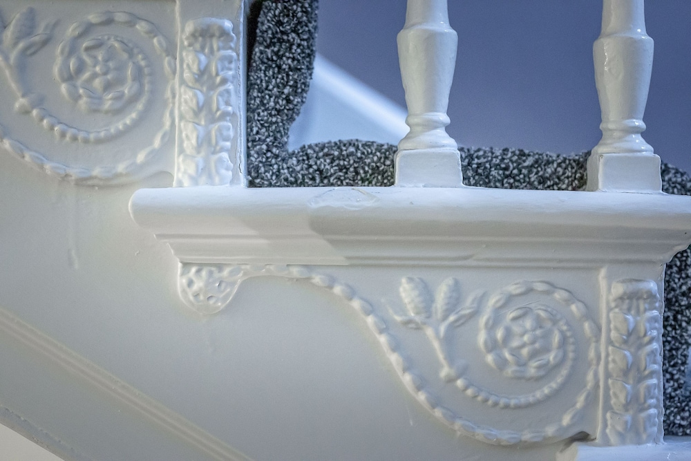Clifden House by Nina 7/36