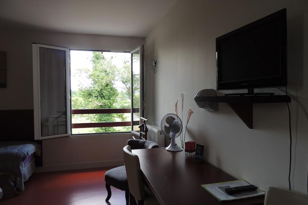 Auberge Denena 13/16