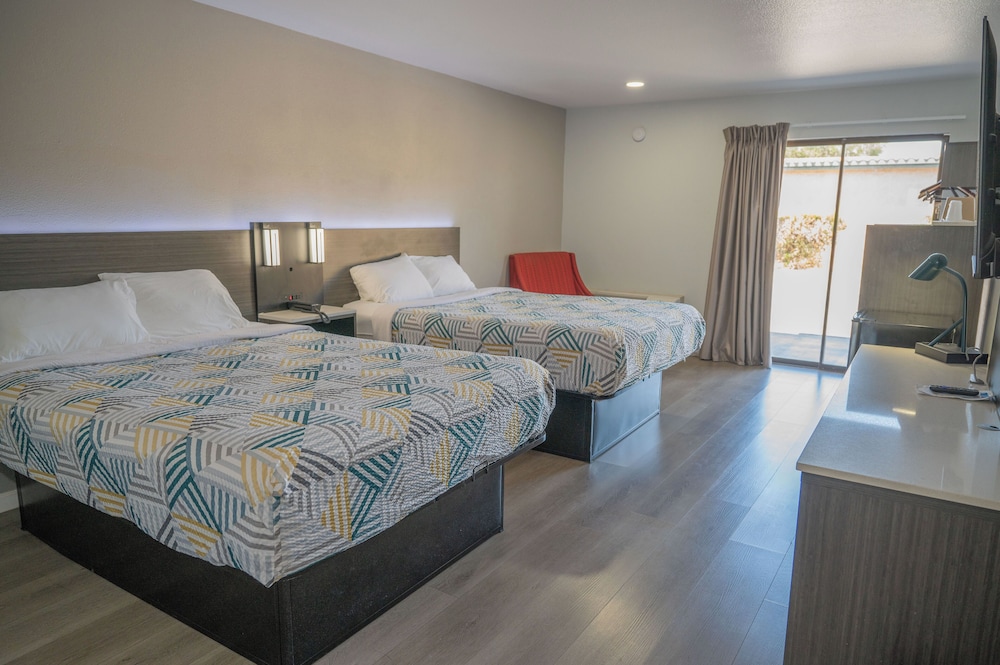 Motel6 Soledad, CA 18/58