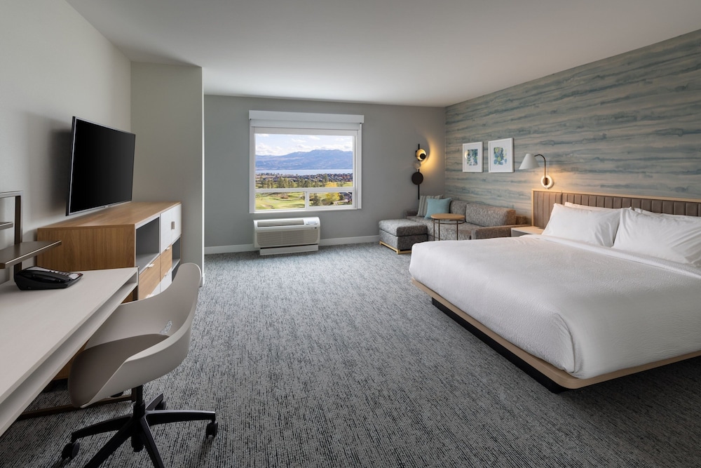 TownePlace Suites by Marriott West Kelowna 10/35