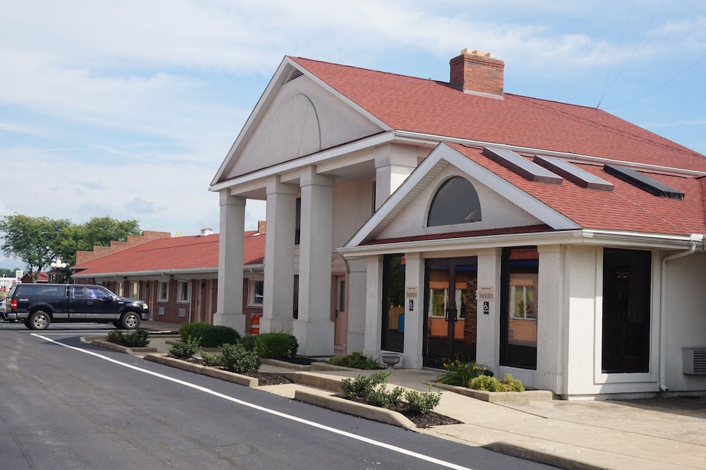 Bellevue Hotel & Suites 1/66