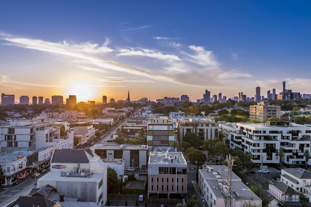 Oaks Melbourne South Yarra Suites 38/44